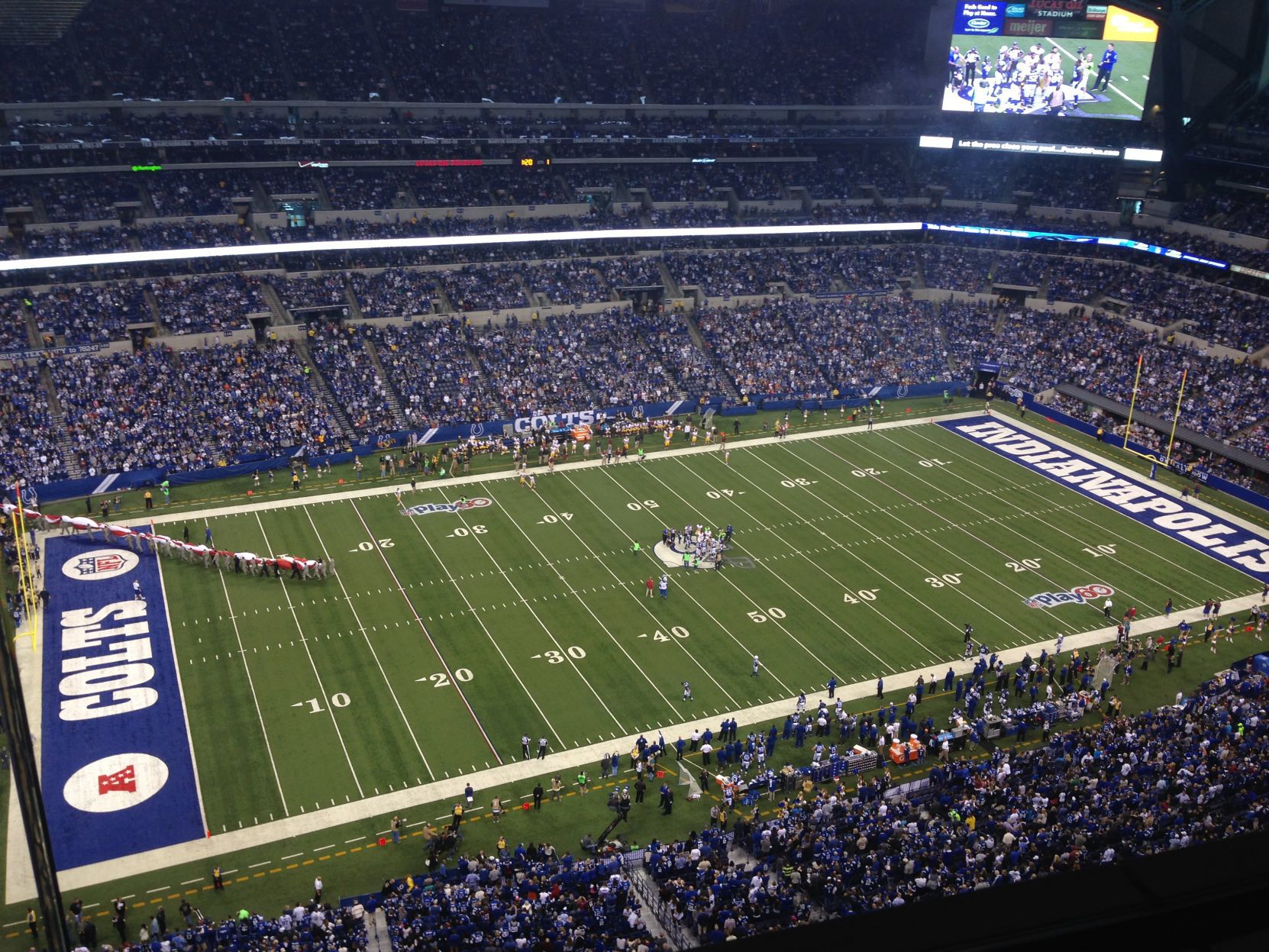 13) Indianapolis Colts - Lucas Oil Stadium